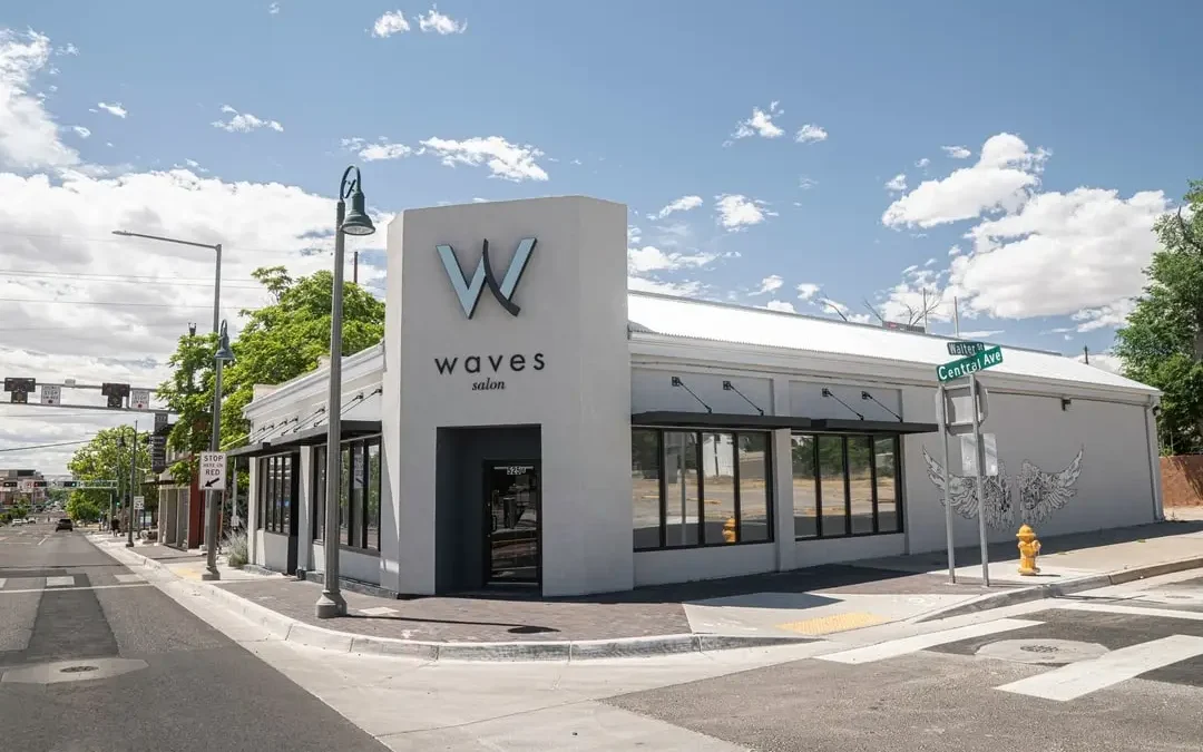 Waves Salon – Central