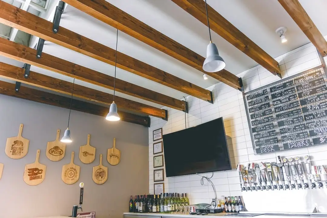 Village Pizza - Interior Views - Kitchen