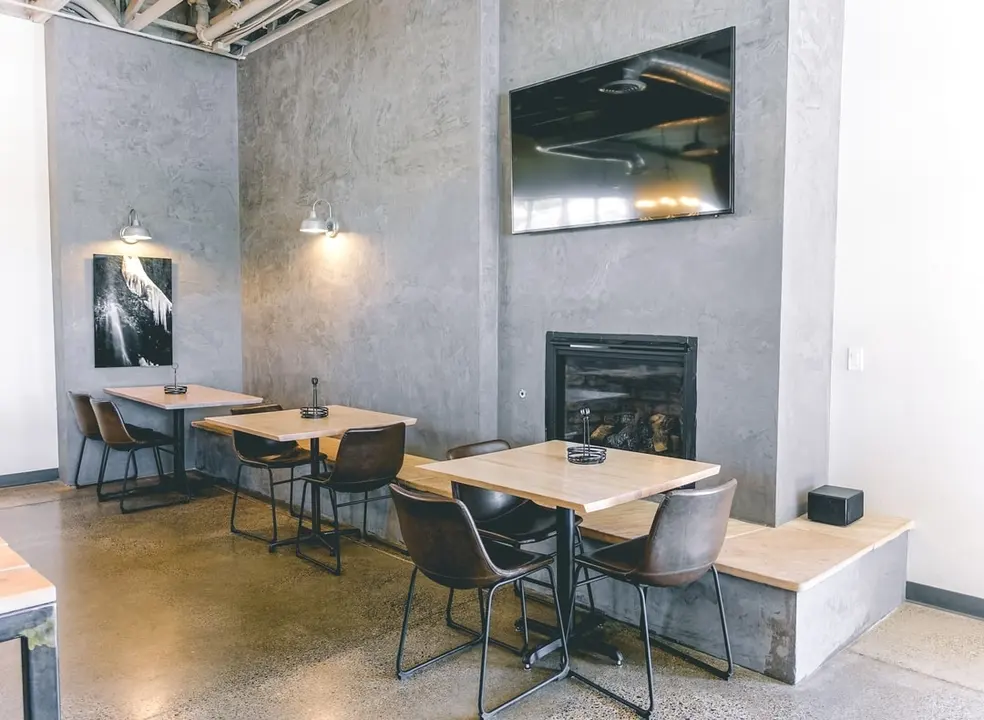 Village Pizza - Interior Views - Comfortable Seating
