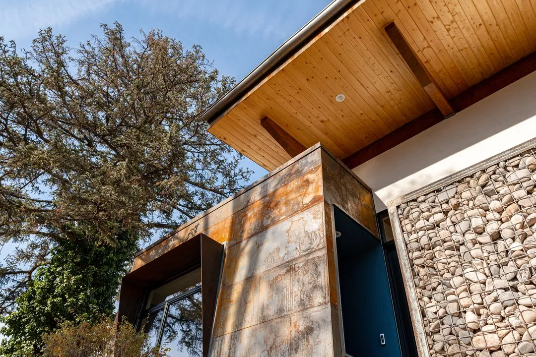 Sanchez Residence - Exterior - Accents