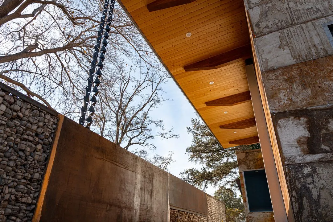 Sanchez Residence - Exterior Accents