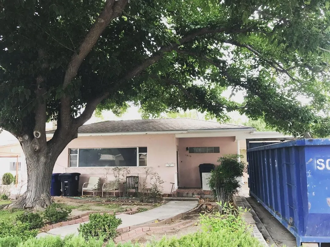 Gill Residence - Before Renovation - Front Yard